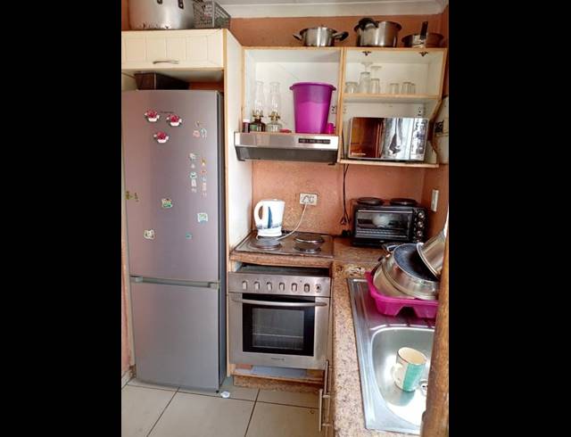 3 BEDROOM HOUSE FOR SALE IN MEADOWLANDS